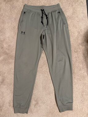 Under Armour Men's Olive Green Lightweight Joggers